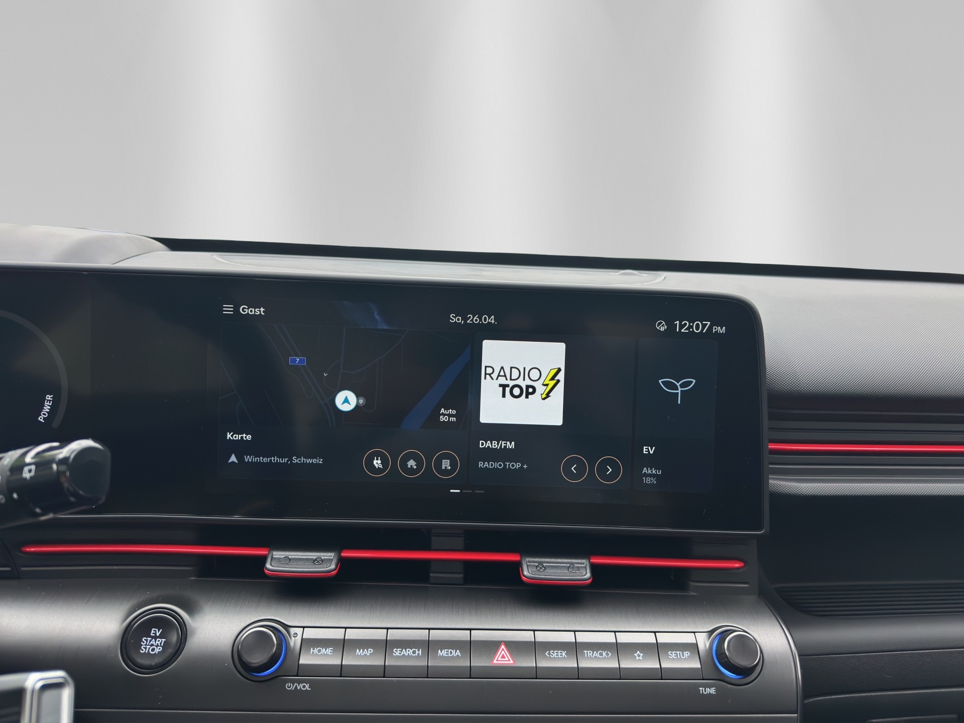 HYUNDAI Kona EV 65.4 kWh N Line-image-16