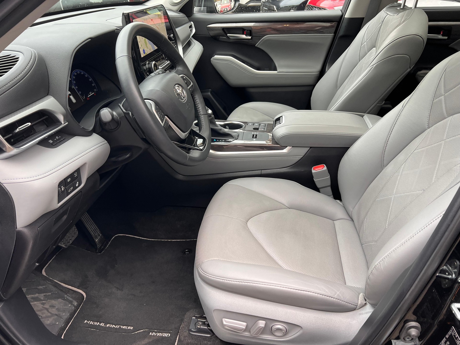 TOYOTA Highlander 2.5 HSD Premium-image-8