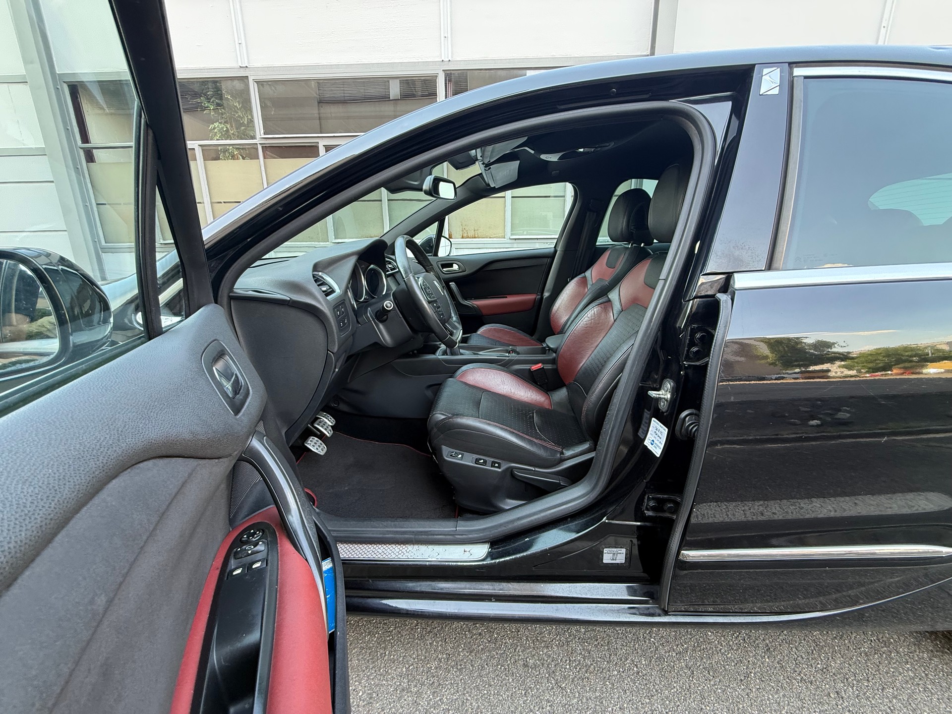 DS AUTOMOBILES DS4 1.6 THP Sport Chic *CH Fahrzeug *Lederausstattung *Sitzheizung *Klimatisierungsautomatik *Tempomat-image-6