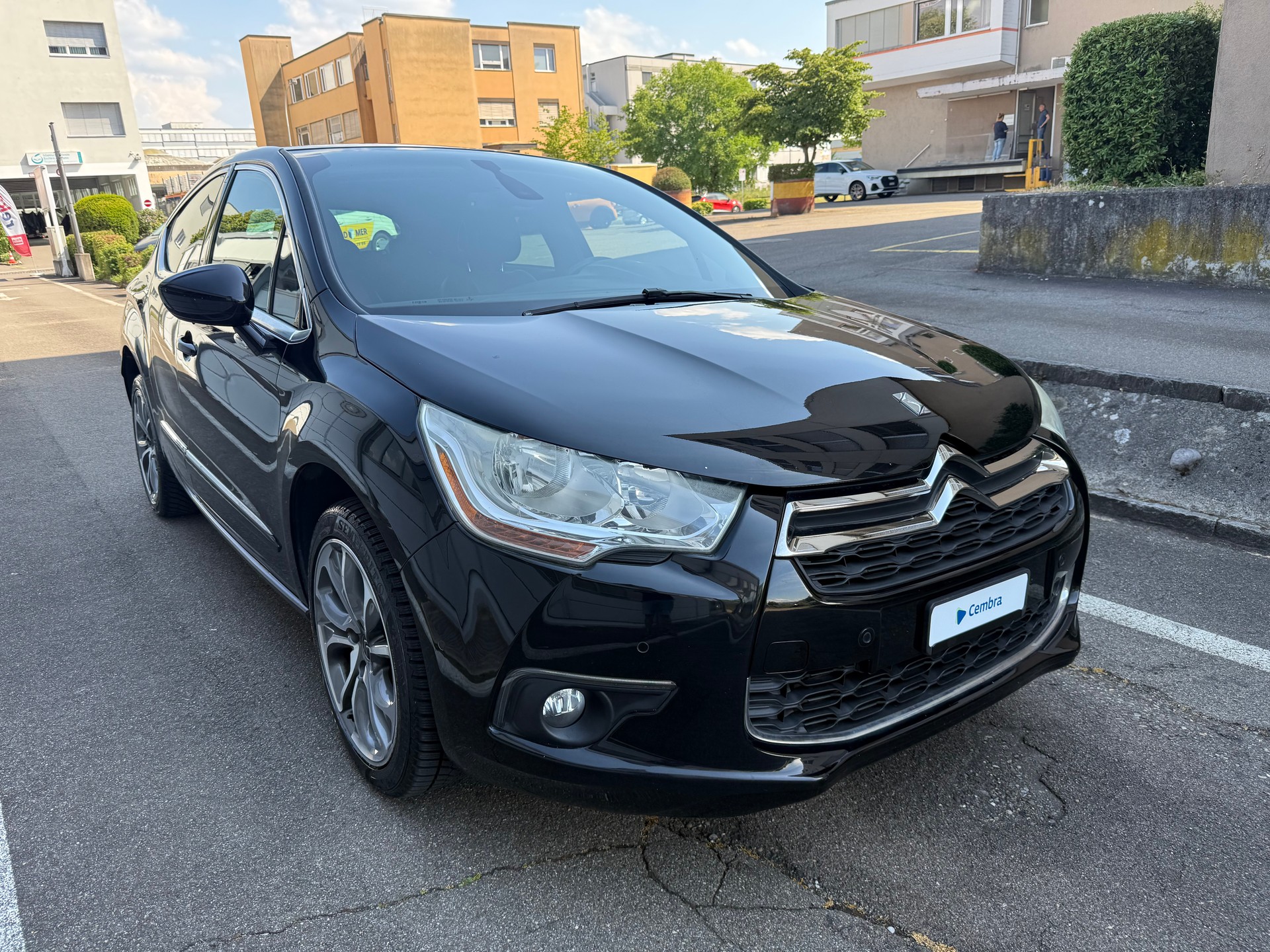 DS AUTOMOBILES DS4 1.6 THP Sport Chic *CH Fahrzeug *Lederausstattung *Sitzheizung *Klimatisierungsautomatik *Tempomat-image-1