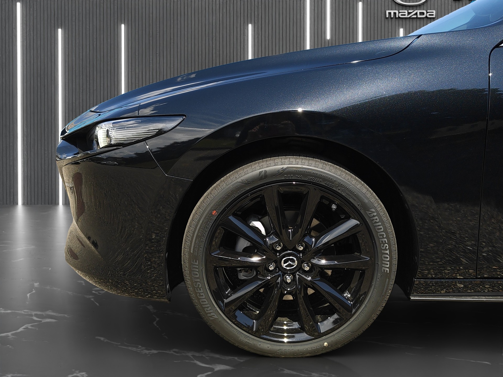 MAZDA 3 Hatchback SKYACTIV-X M Hybrid 186 Exclusive Line Automat-image-6