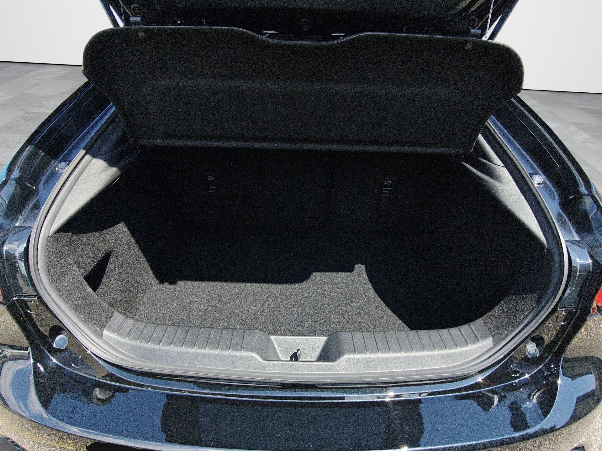 MAZDA 3 Hatchback SKYACTIV-X M Hybrid 186 Exclusive Line Automat-image-7