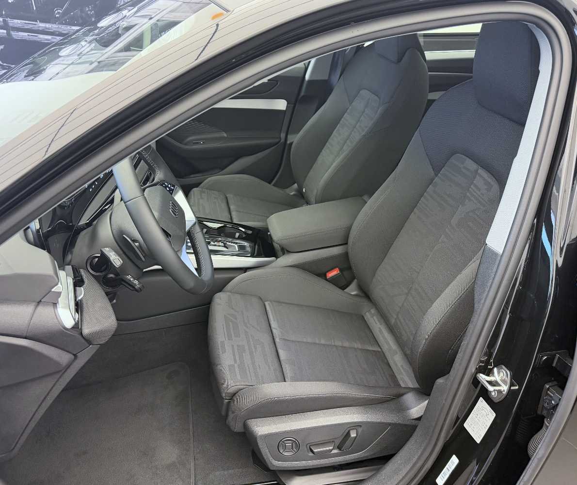 AUDI A6 Avant TDI quattro 150 kW S tronic-image-5