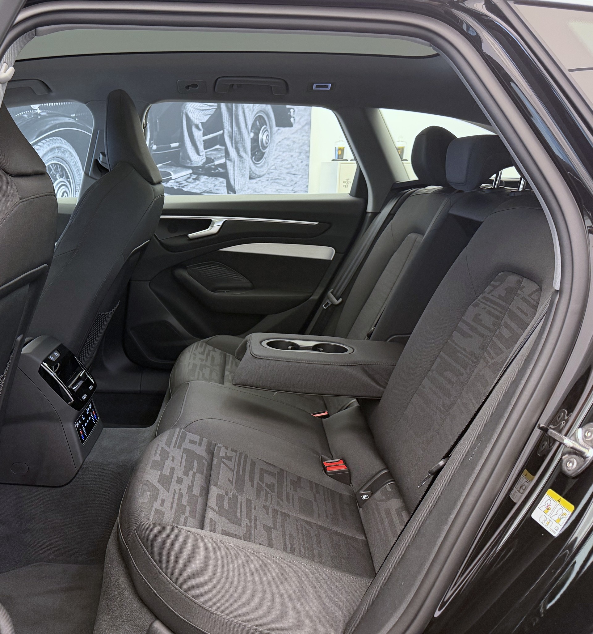 AUDI A6 Avant TDI quattro 150 kW S tronic-image-20