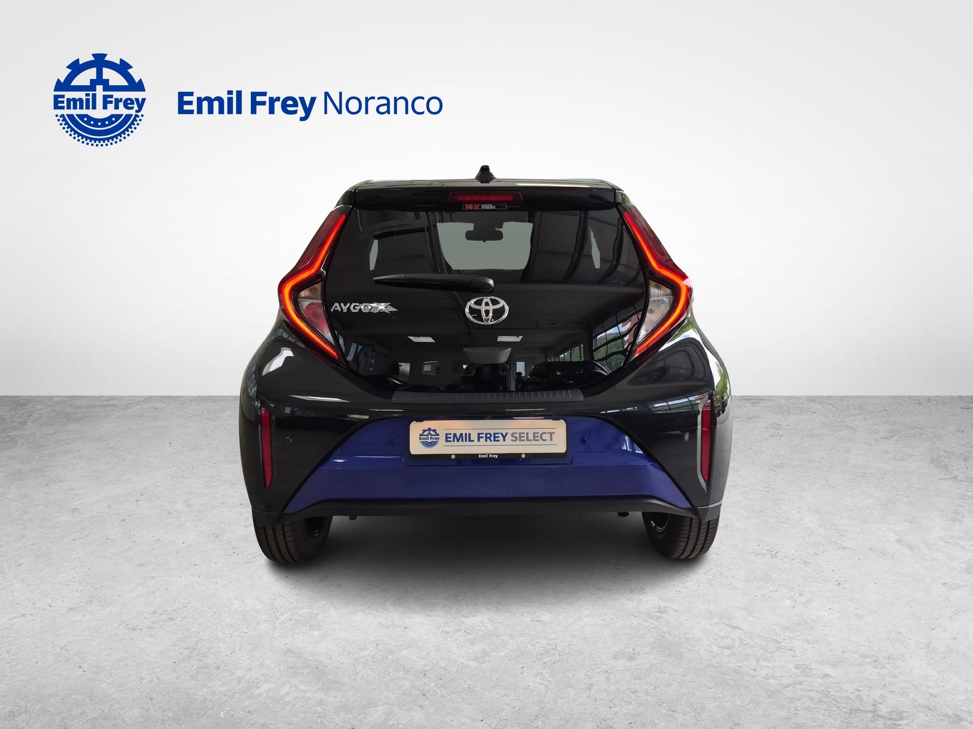 TOYOTA Aygo X 1.0 VVT-i Trend - Ruote invernali & Servizi inclusi-showroom-element-3