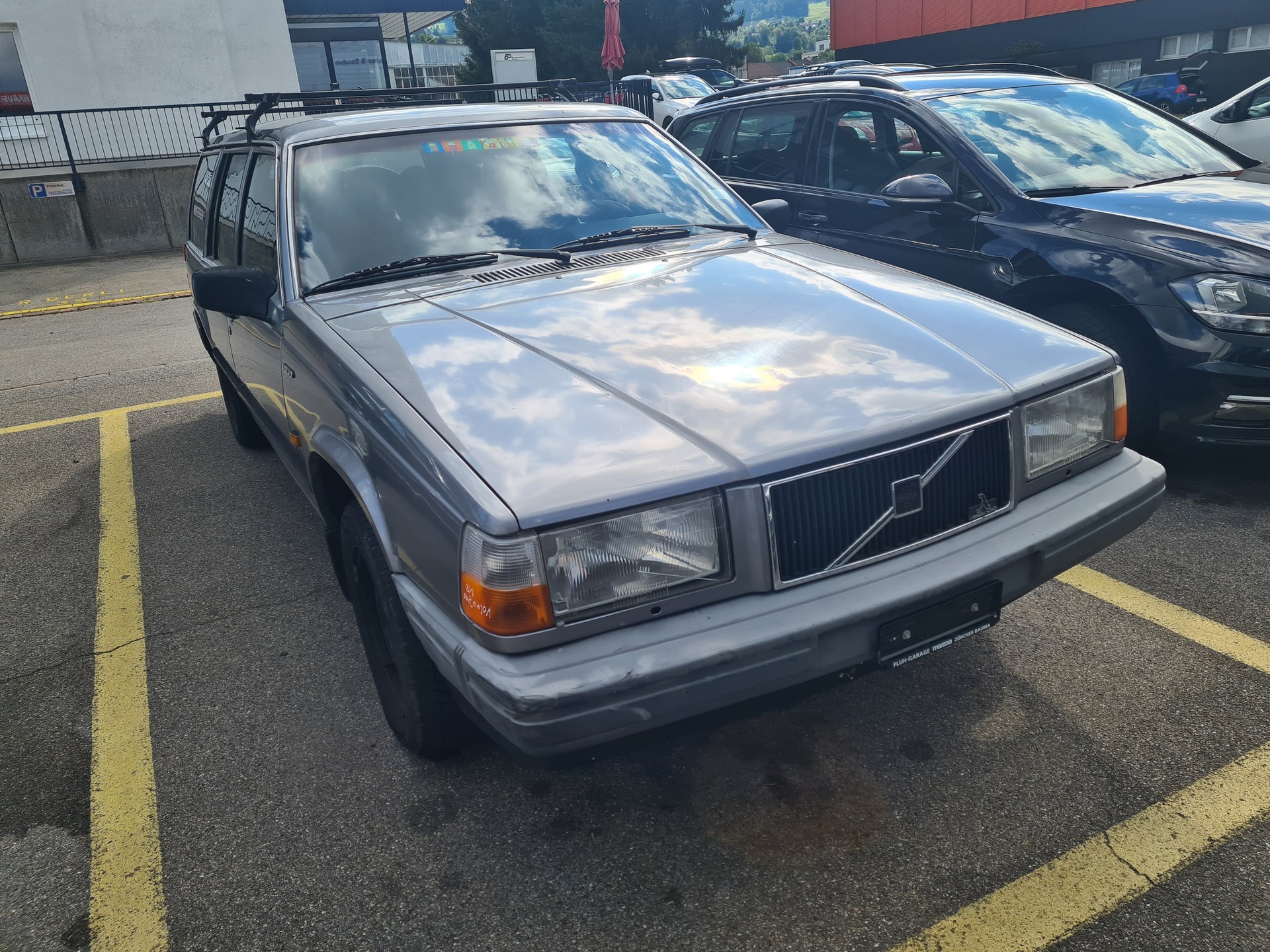 VOLVO 740 2.3 GL-showroom-element-1