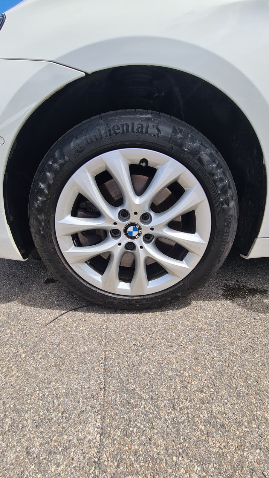 BMW 218d Gran Tourer Steptronic ** Gr-Navi ** PDC Hinten ** Klimaautomat ** Tempomat ** Frisch Ab MFK & Service **-image-19