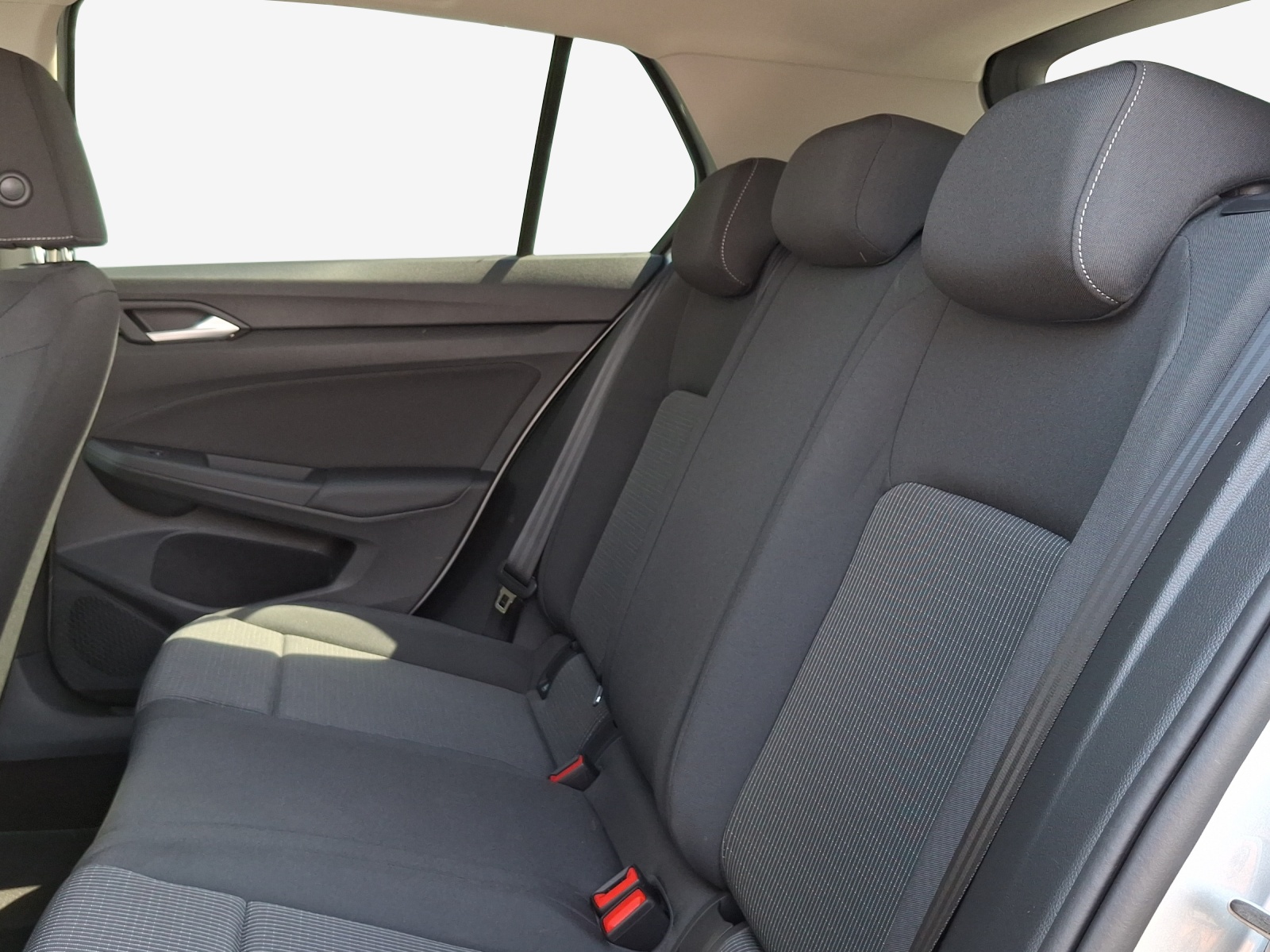 VW Golf 1.5 e TSI mHEV Value DSG-image-11