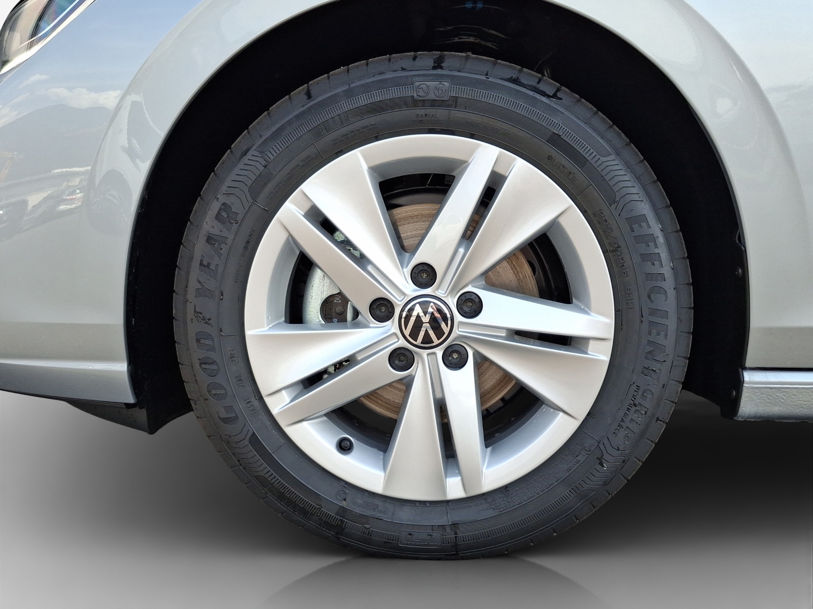 VW Golf 1.5 e TSI mHEV Value DSG-image-13