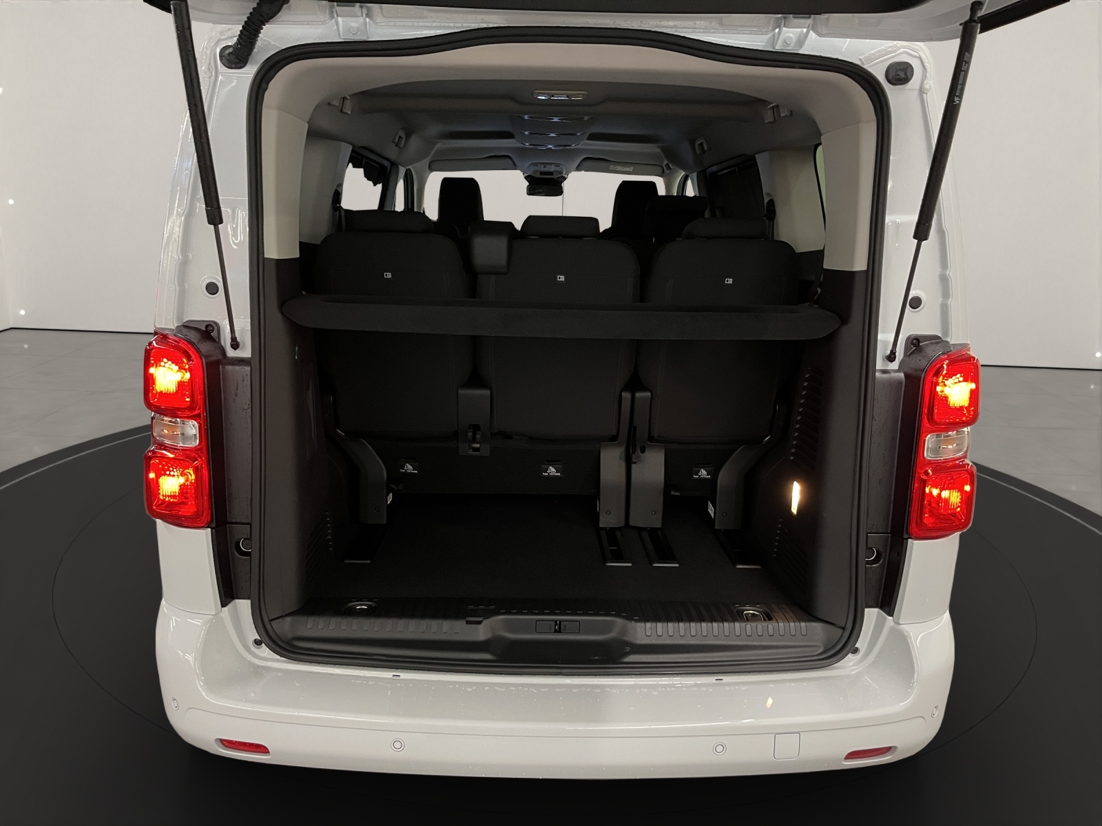 OPEL Zafira 2.2 CDTI 180 S/S-image-16