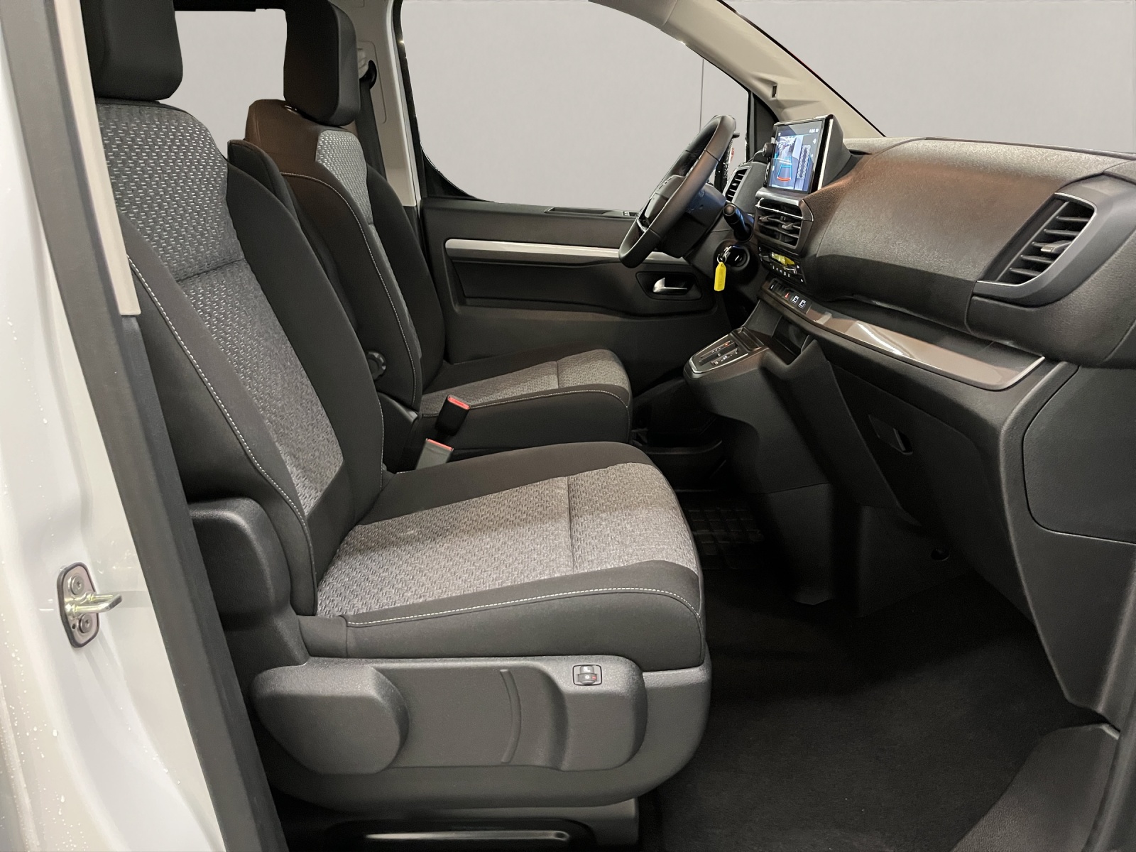 OPEL Zafira 2.2 CDTI 180 S/S-image-12