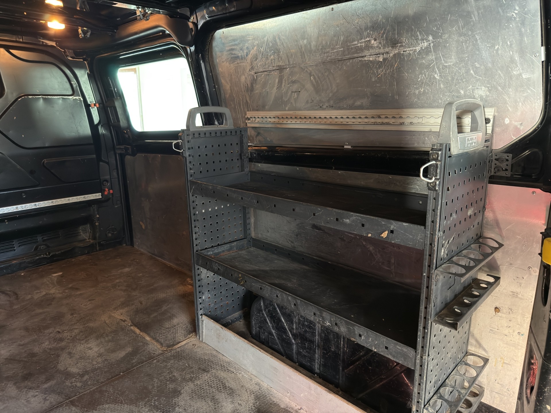 FORD Transit Custom Van 340 L2H1 Trend-image-10