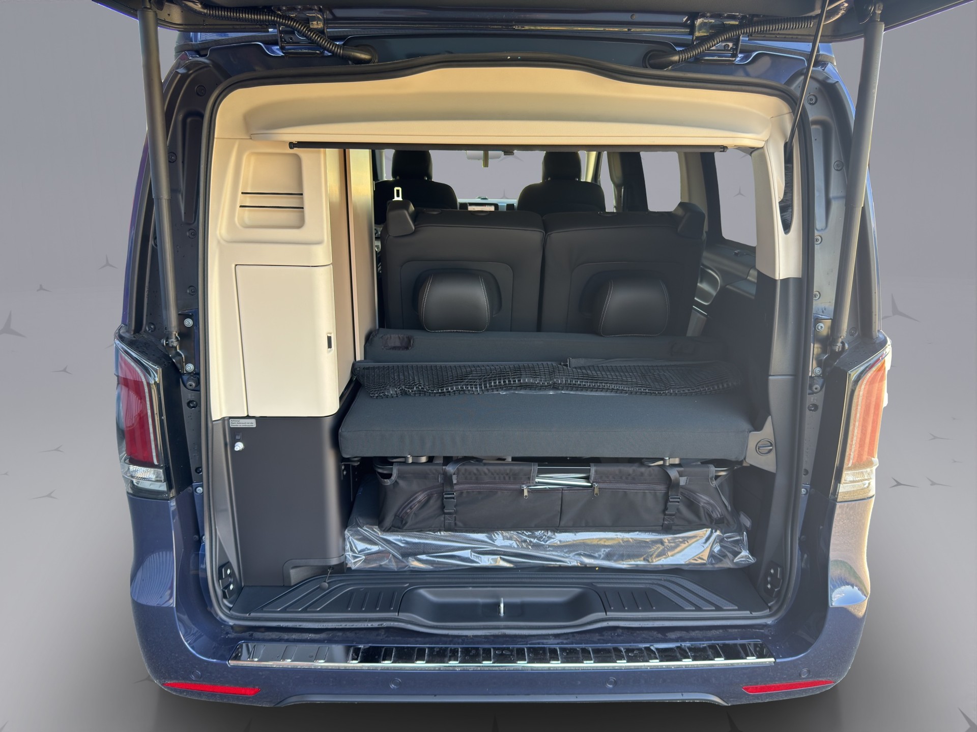 MERCEDES-BENZ Marco Polo 300 d-image-21