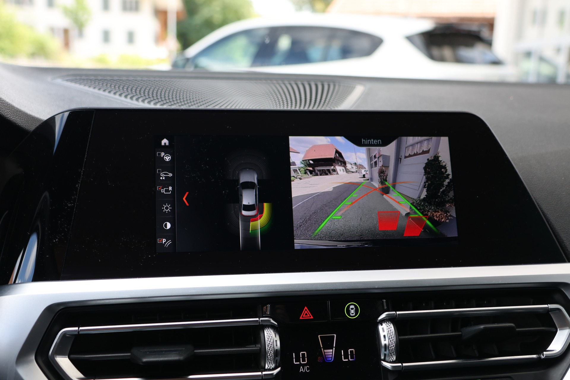 BMW 320d xDrive M Sport Steptronic (CH)-image-19