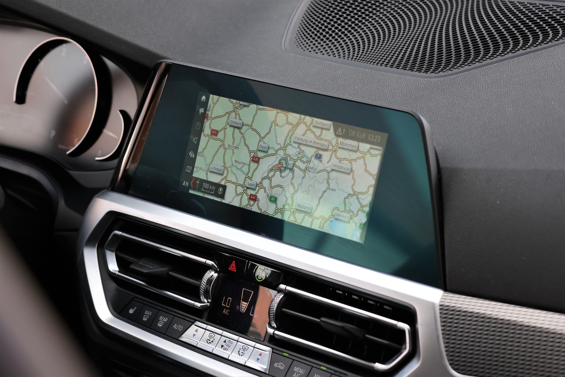 BMW 320d xDrive M Sport Steptronic (CH)-image-18