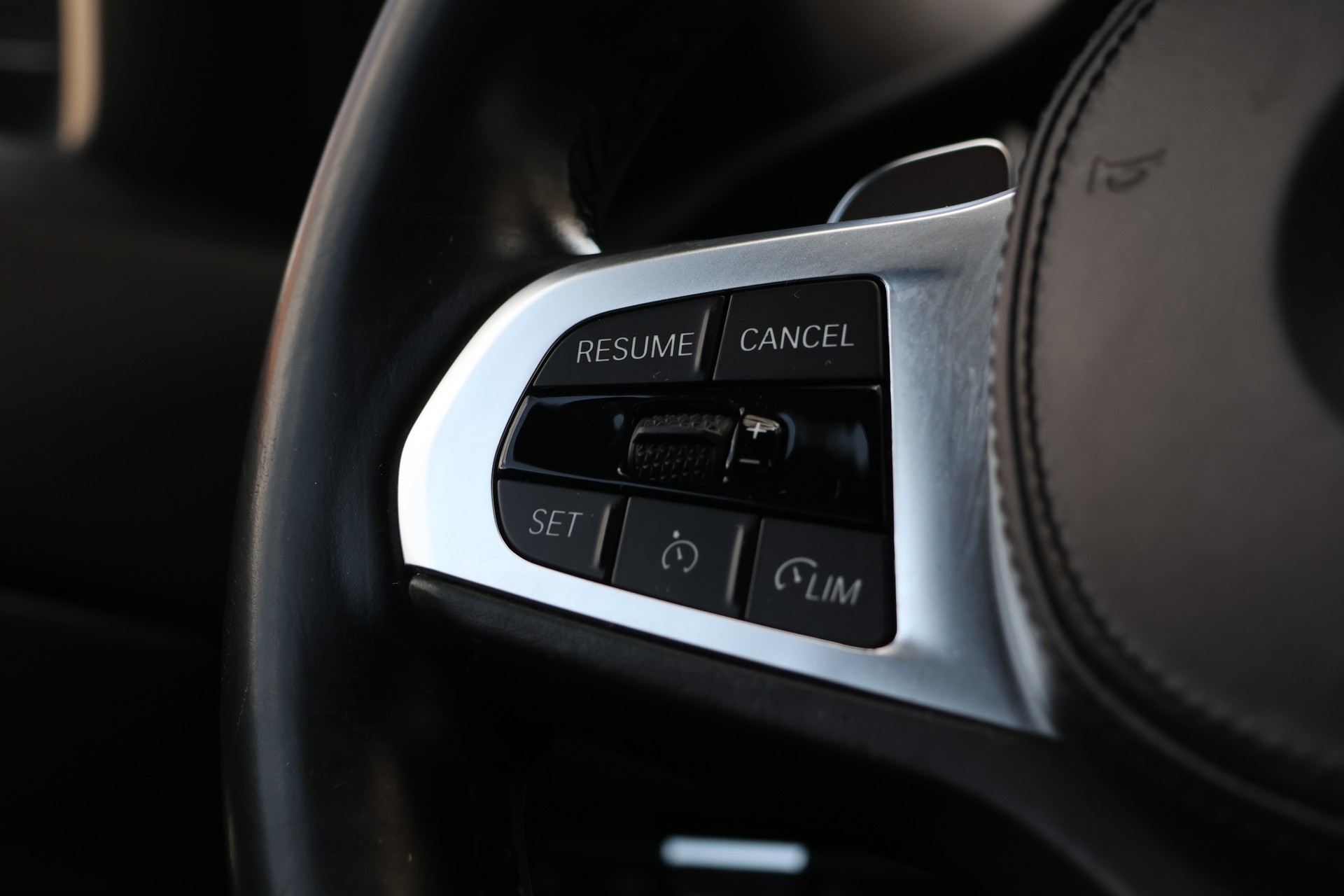 BMW 320d xDrive M Sport Steptronic (CH)-image-15