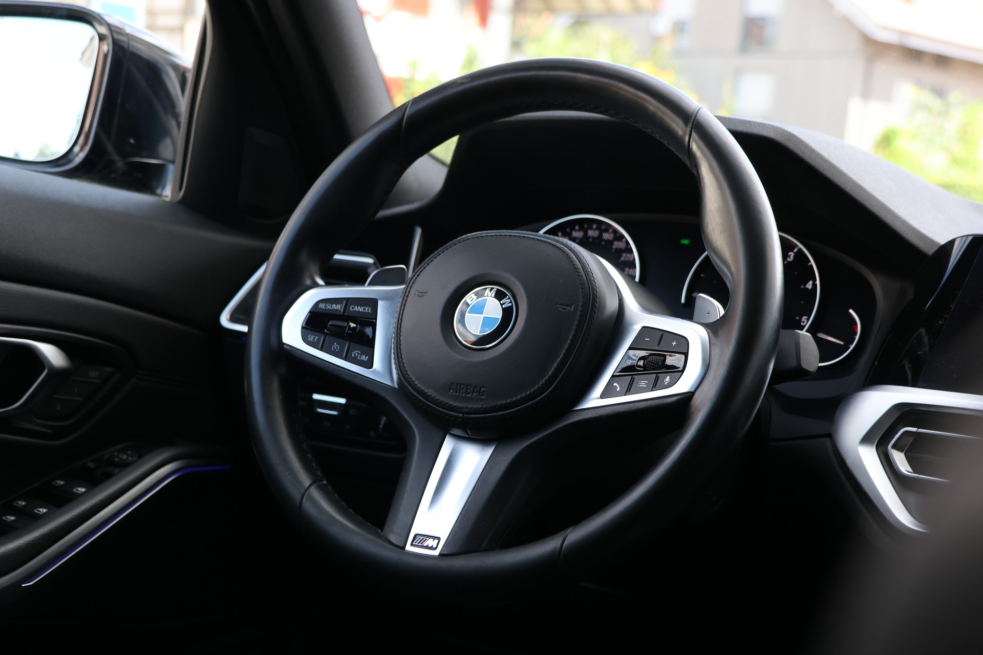 BMW 320d xDrive M Sport Steptronic (CH)-image-13