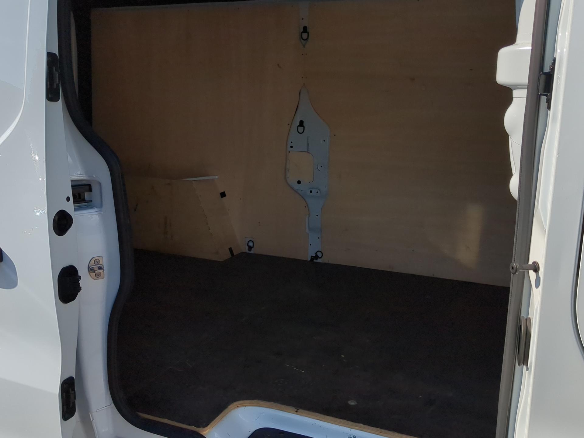RENAULT Trafic 2.0 Blue dCi 130 Advance L2H1 EN-image-14