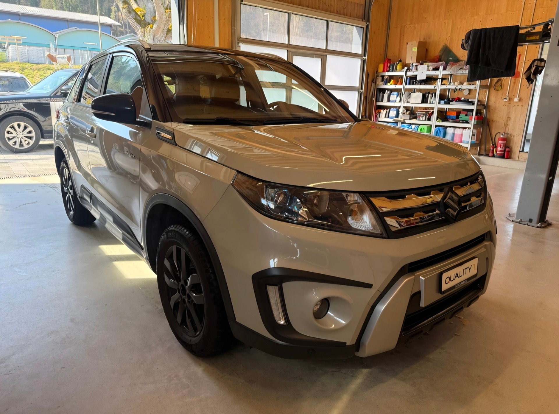 SUZUKI Vitara 1.6 TD Sergio Cellano Top-showroom-element-2