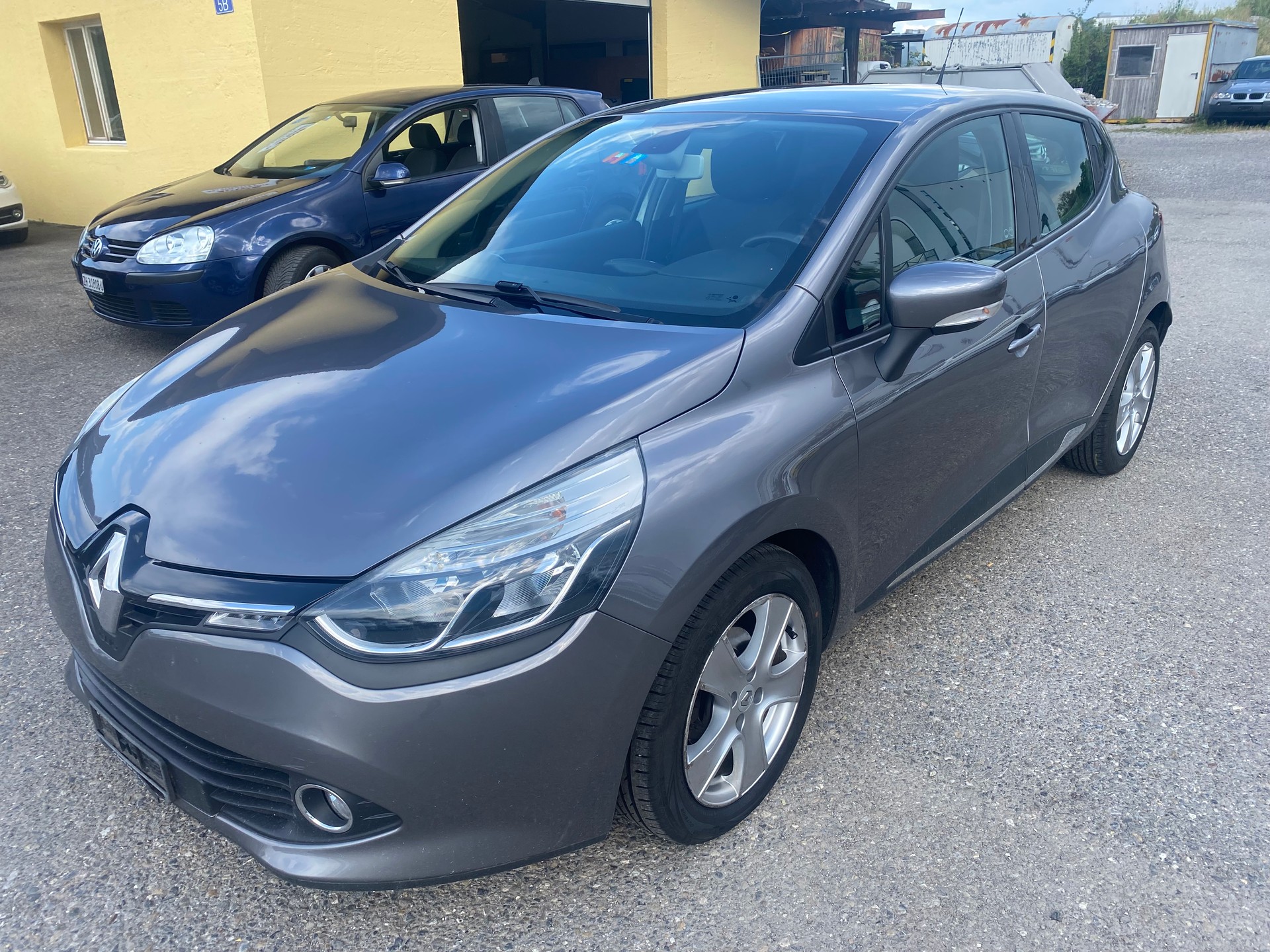 RENAULT Clio 1.2 16V T Dynamique EDC-image-1