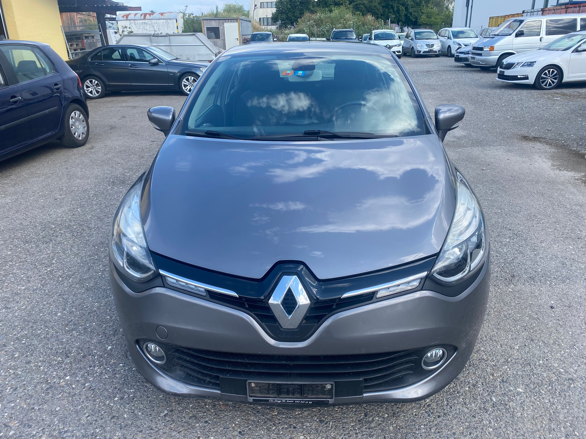 RENAULT Clio 1.2 16V T Dynamique EDC