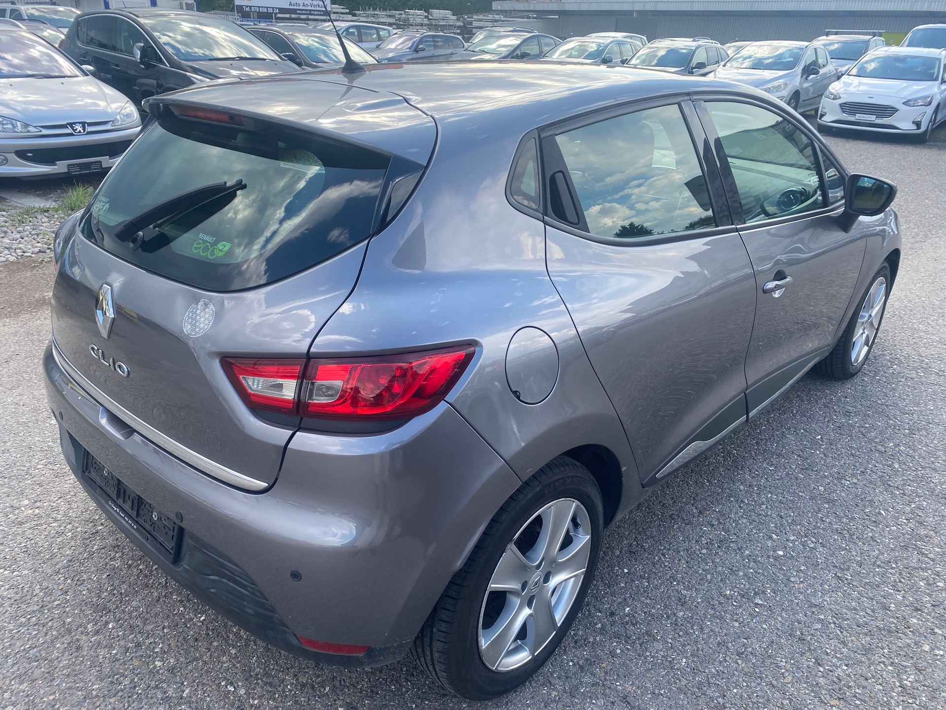 RENAULT Clio 1.2 16V T Dynamique EDC-image-4