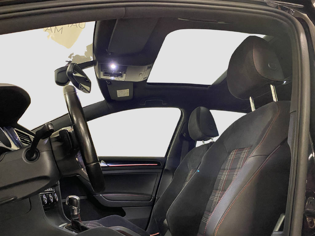 VW Golf VII 2.0 TSI GTI DSG-image-6
