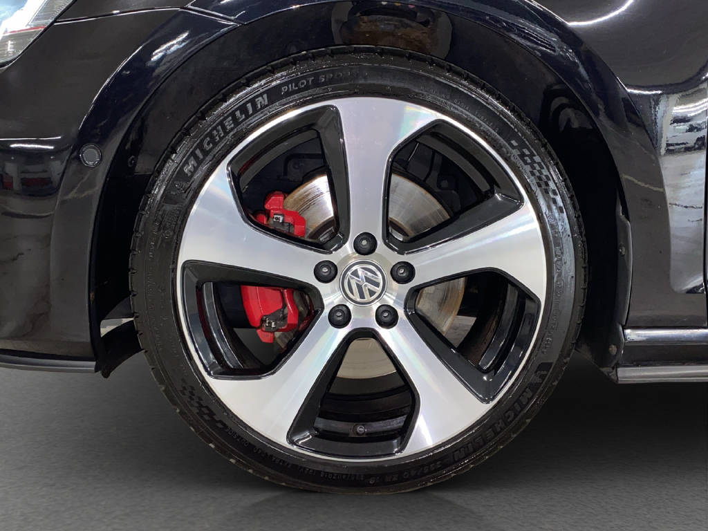 VW Golf VII 2.0 TSI GTI DSG-image-14