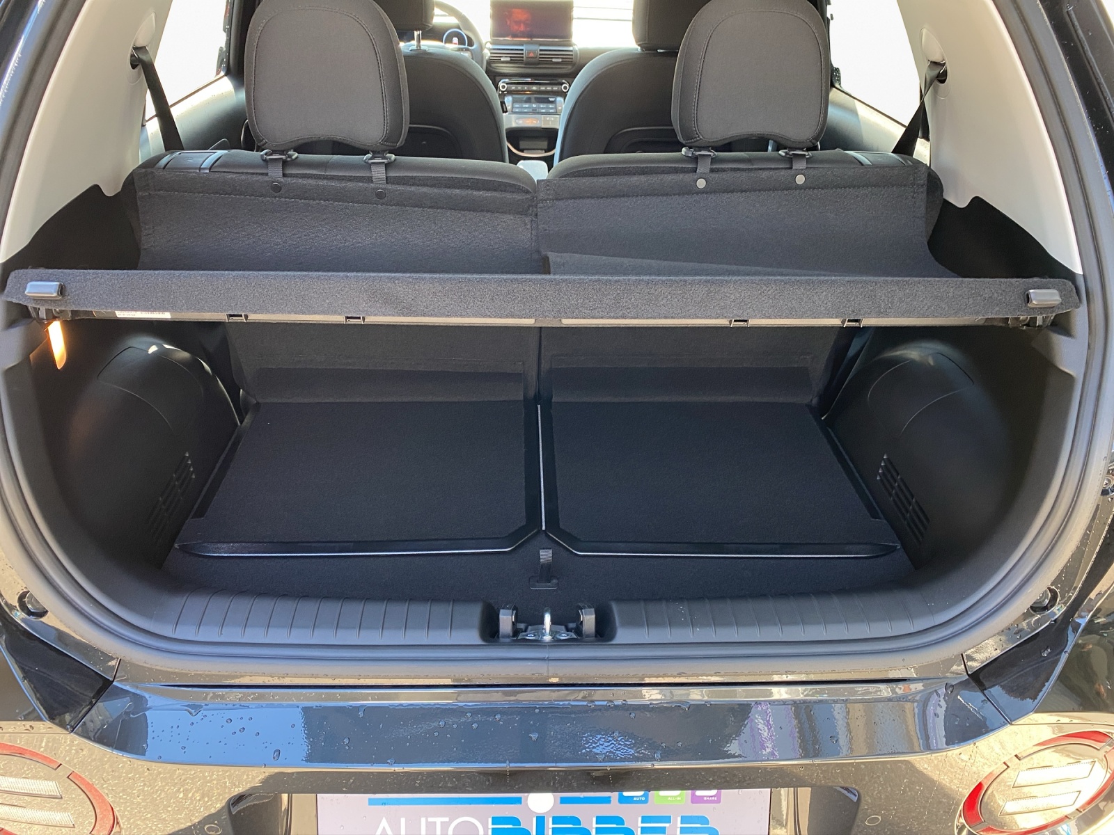 HYUNDAI Inster Electric Amplia-image-15