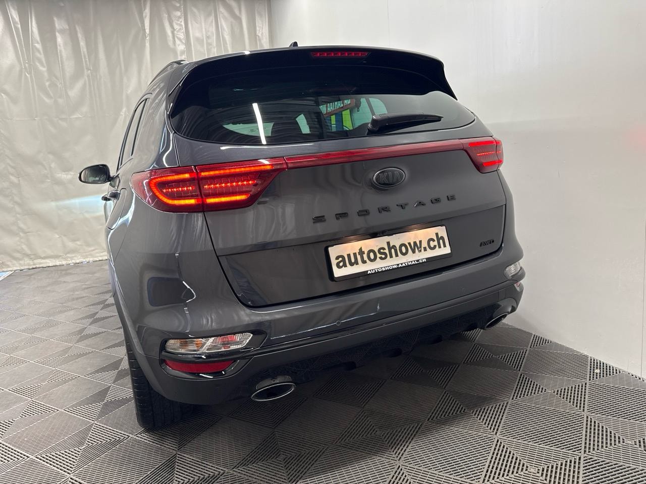 KIA Sportage 1.6CRDi Mild Hybrid Black Edition 4WD DCT-image-15