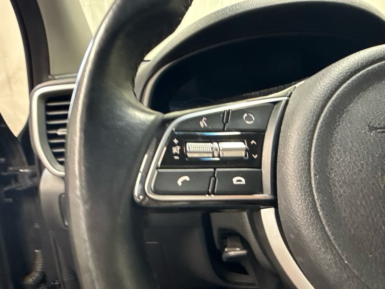 KIA Sportage 1.6CRDi Mild Hybrid Black Edition 4WD DCT-image-10