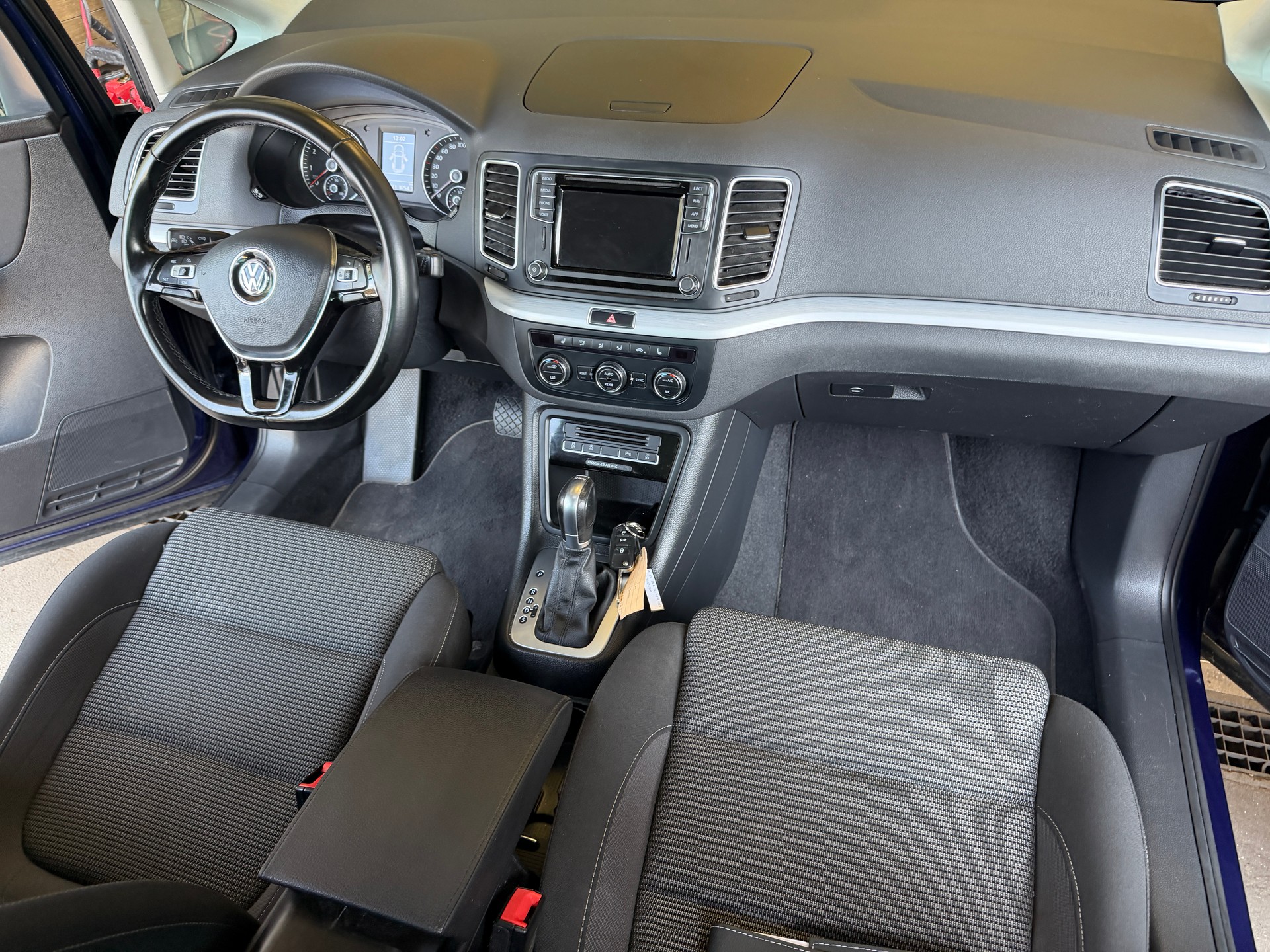 VW Sharan 1.4 TSI BlMT Comfortline DSG-image-10