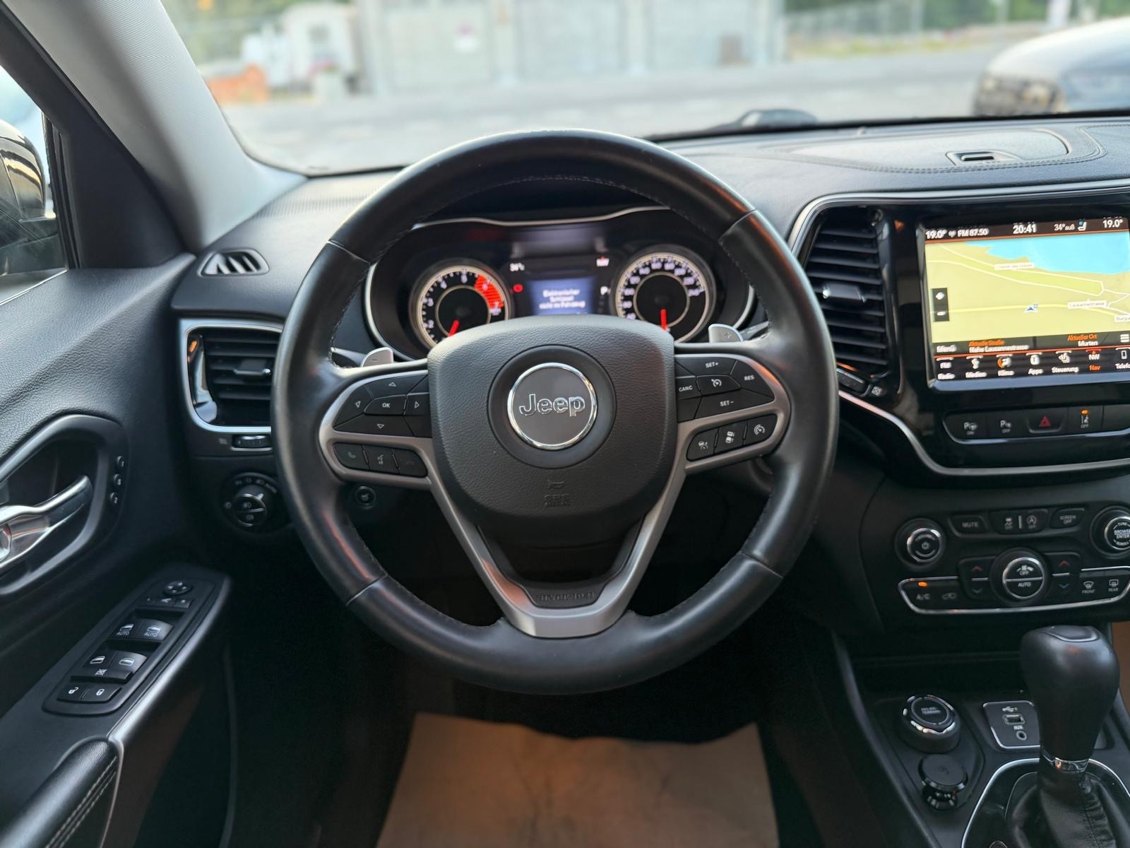 JEEP Cherokee 2.0 Limited AWD Drive I 9ATX-image-13