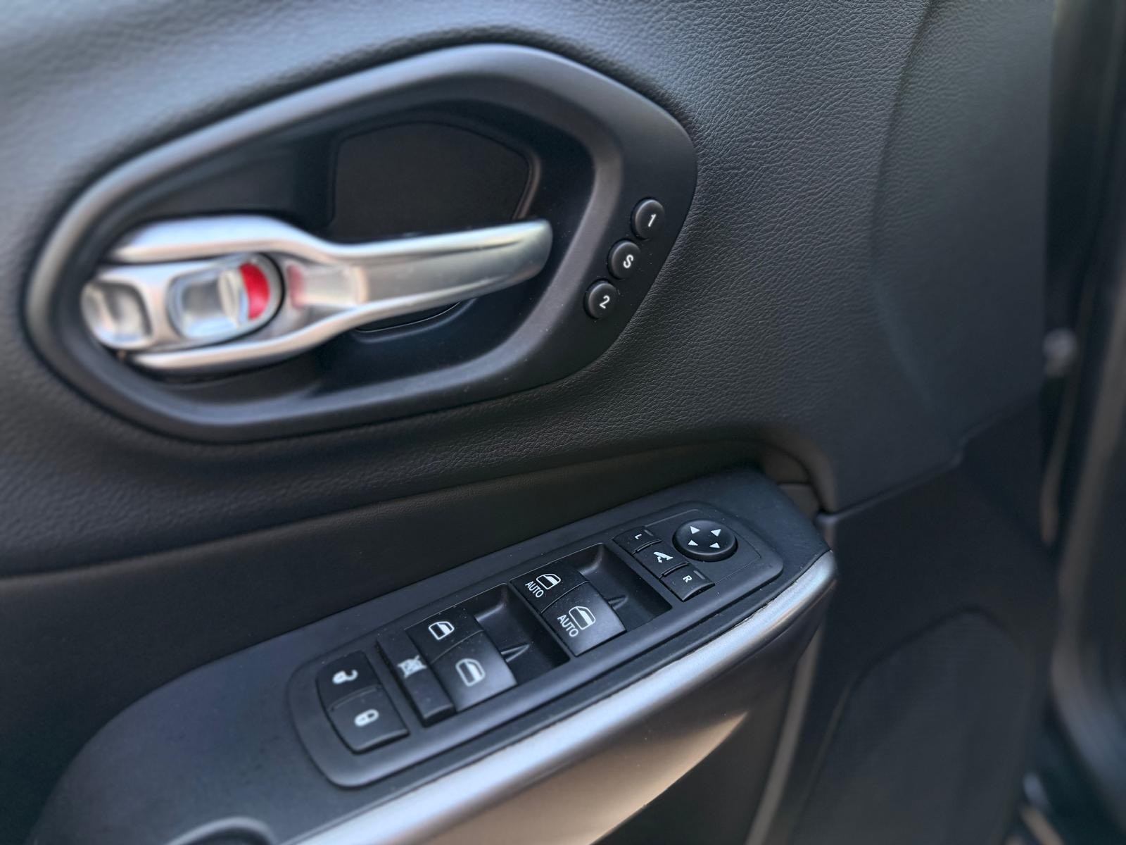 JEEP Cherokee 2.0 Limited AWD Drive I 9ATX-image-21