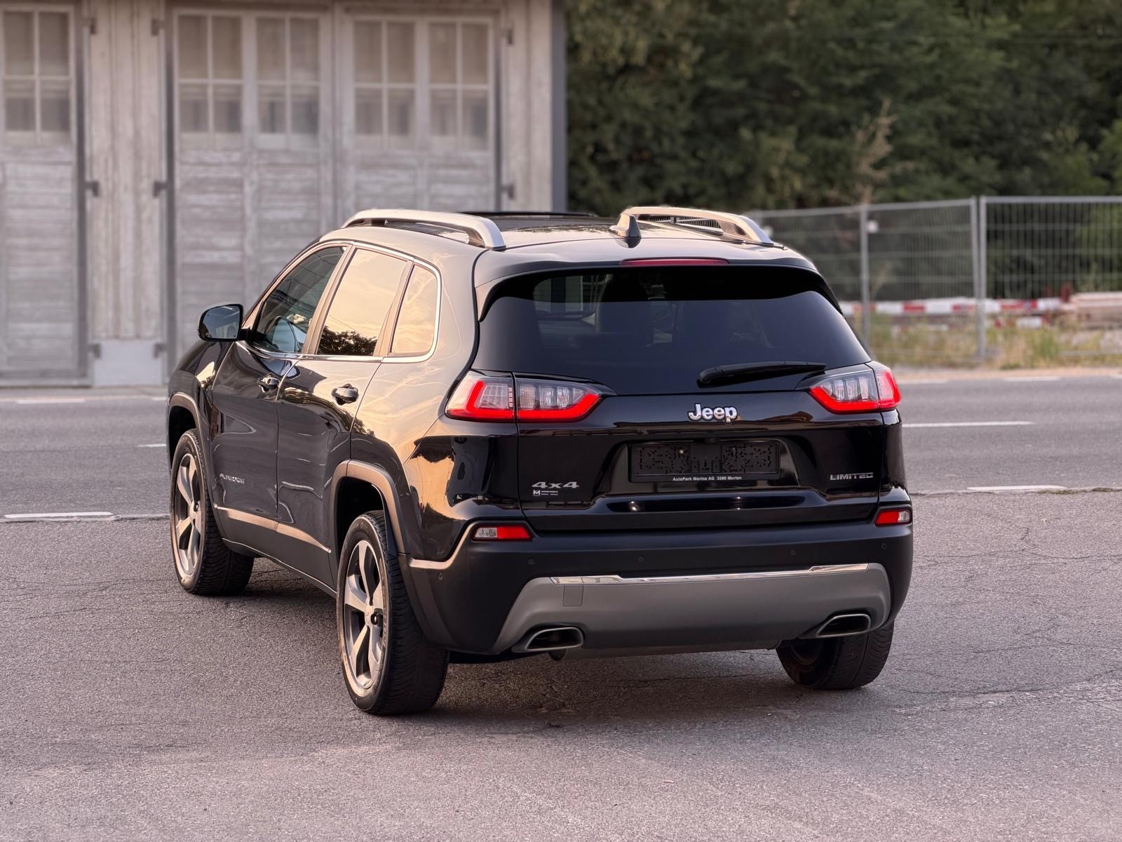 JEEP Cherokee 2.0 Limited AWD Drive I 9ATX-image-6