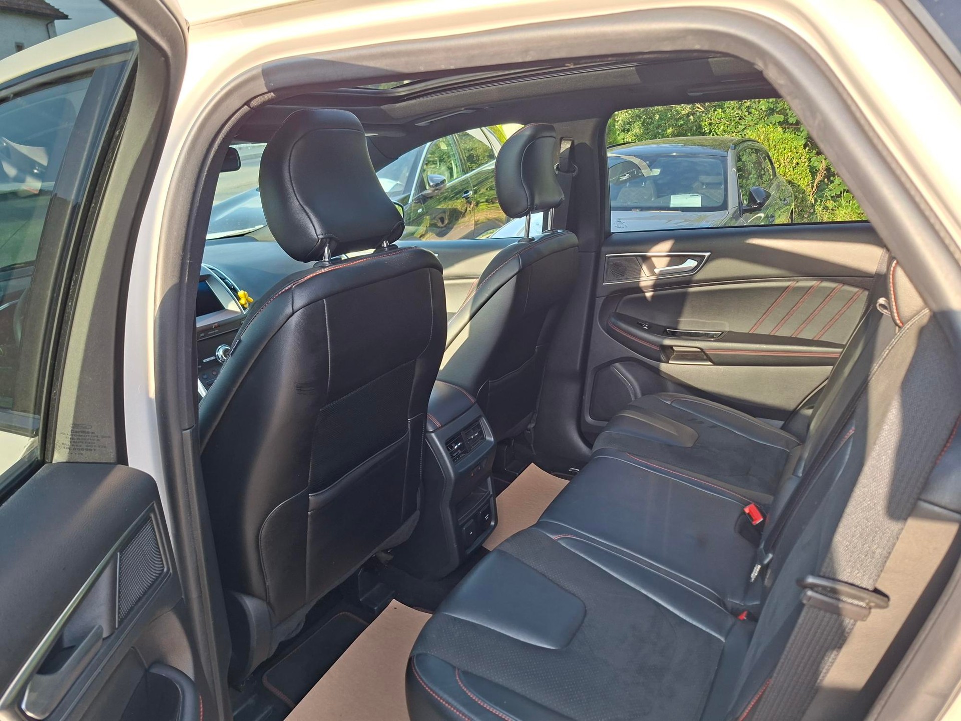 FORD Edge 2.0 EcoBlue Titanium 4WD Automatic-image-9