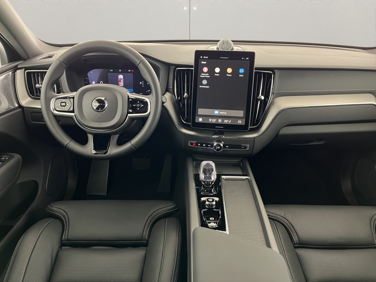 VOLVO XC60 2.0 B5 MH Black Edition AWD-image-12
