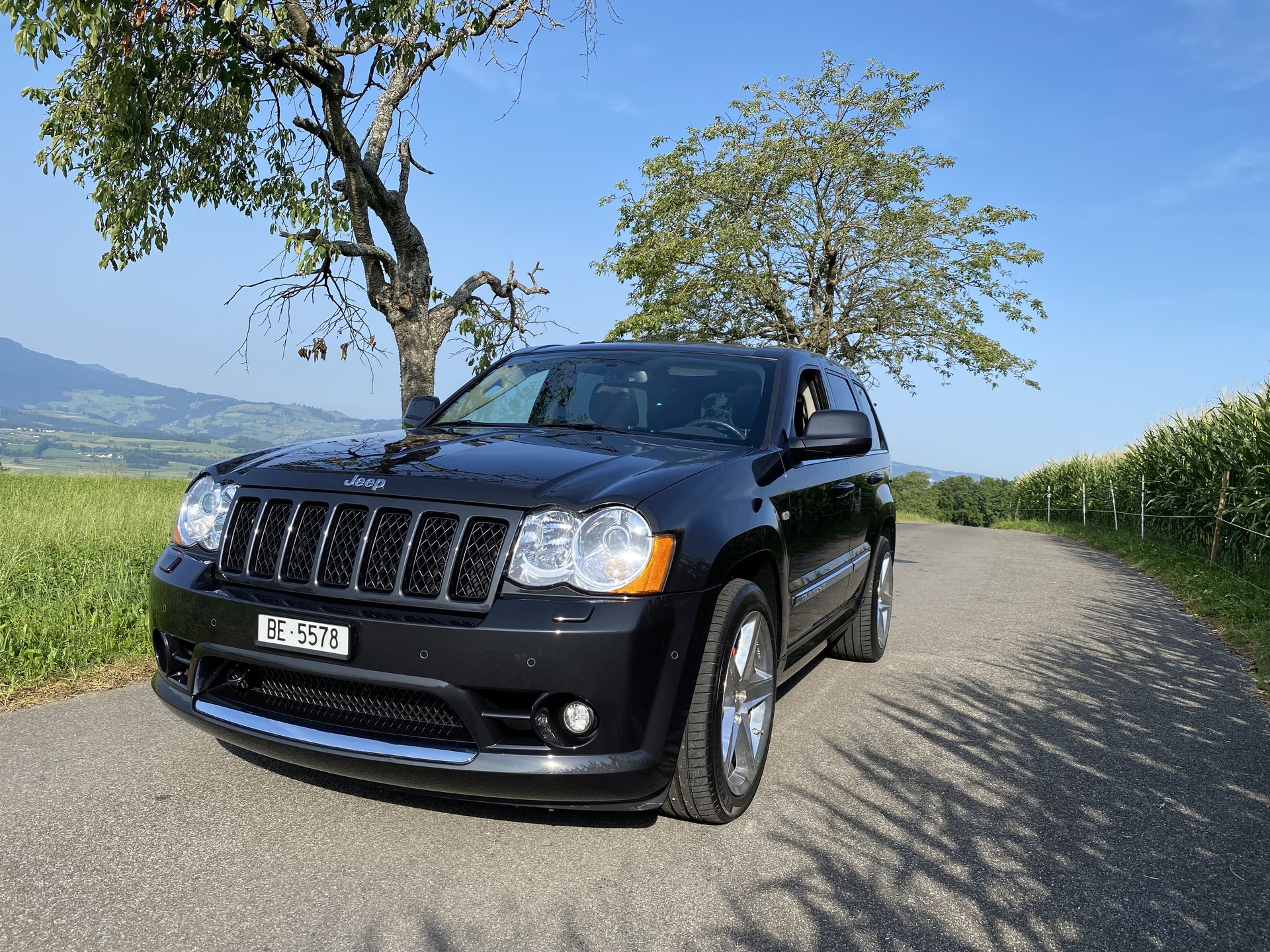 JEEP SRT8-image-4