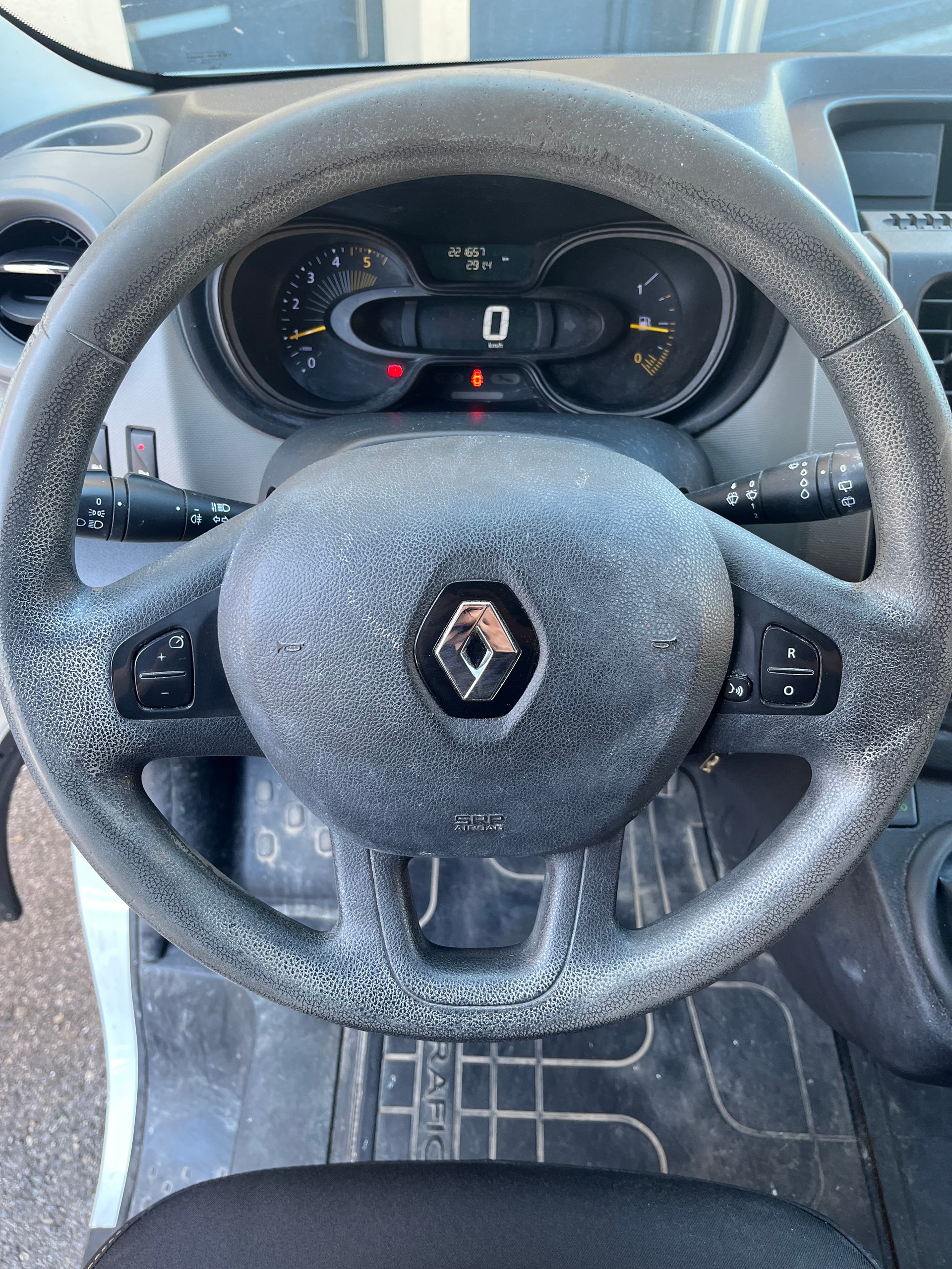 RENAULT Trafic 1.6 ENERGY TwinT. dCi120 2.9t Busin. L1H1-image-11