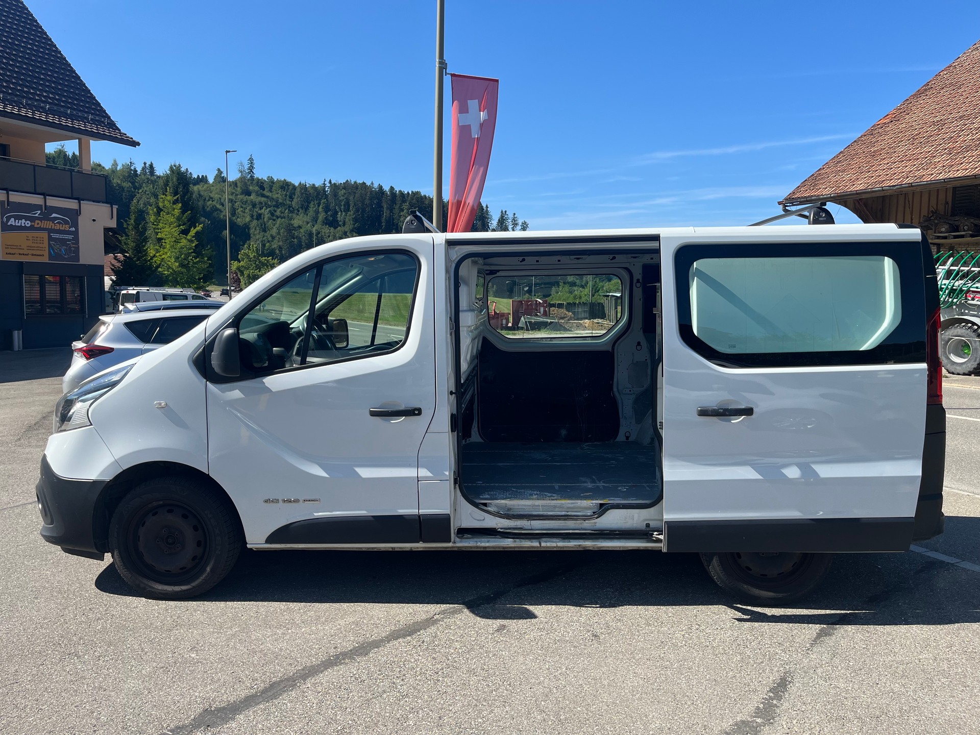 RENAULT Trafic 1.6 ENERGY TwinT. dCi120 2.9t Busin. L1H1-image-1
