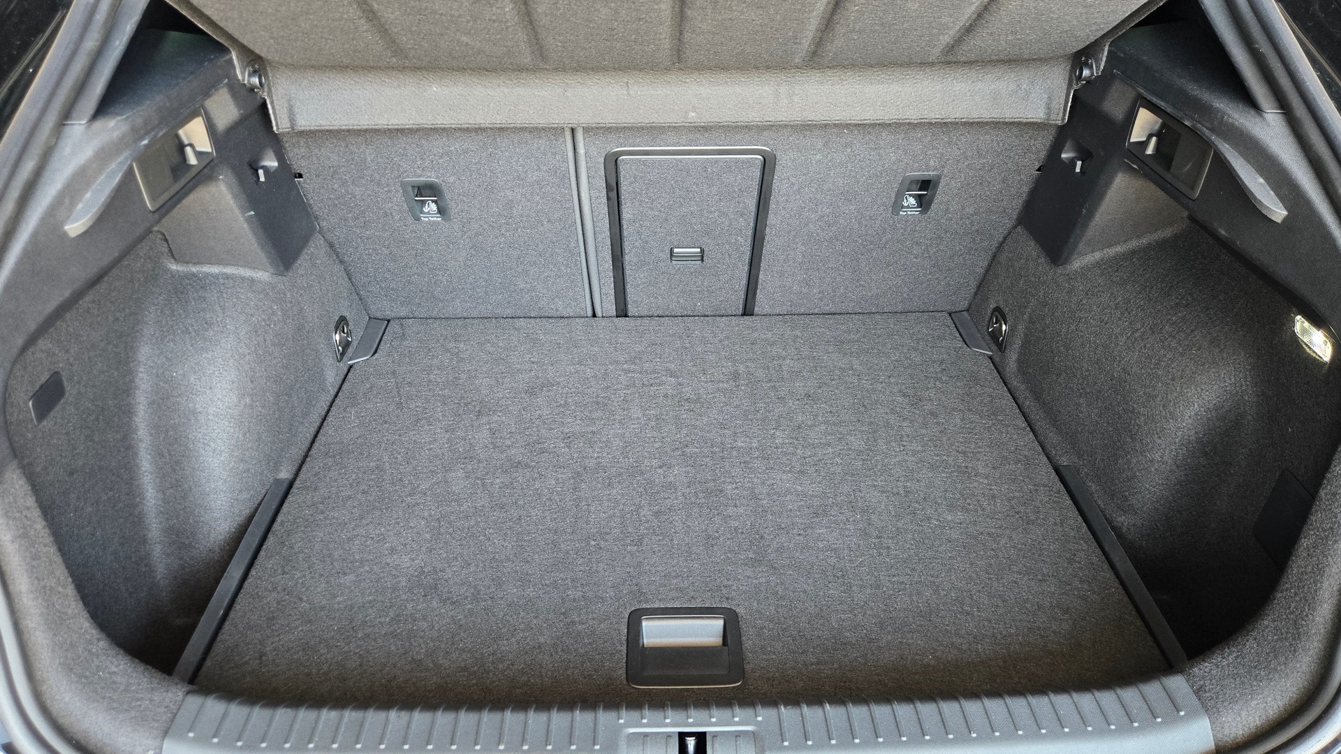CUPRA Formentor 1.5 TSI DSG-image-14