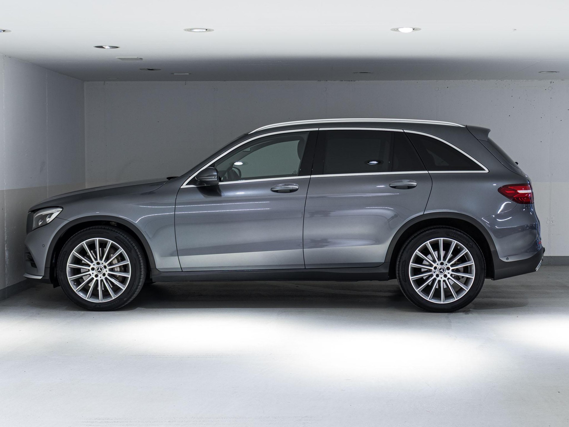 MERCEDES-BENZ GLC 350 d 4MATIC-image-4
