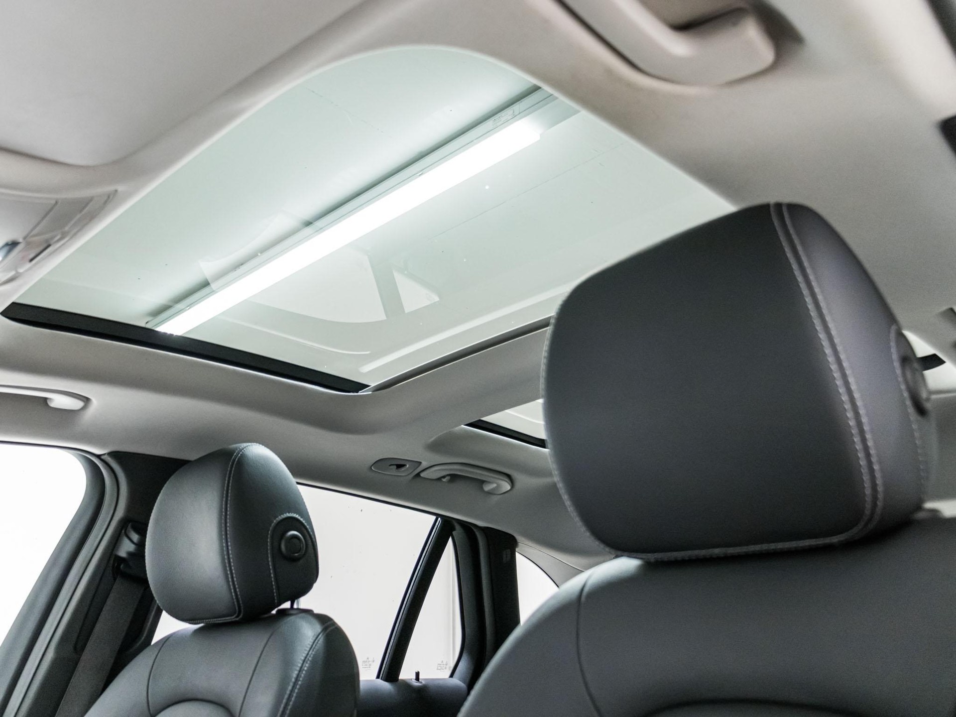 MERCEDES-BENZ GLC 350 d 4MATIC-image-8