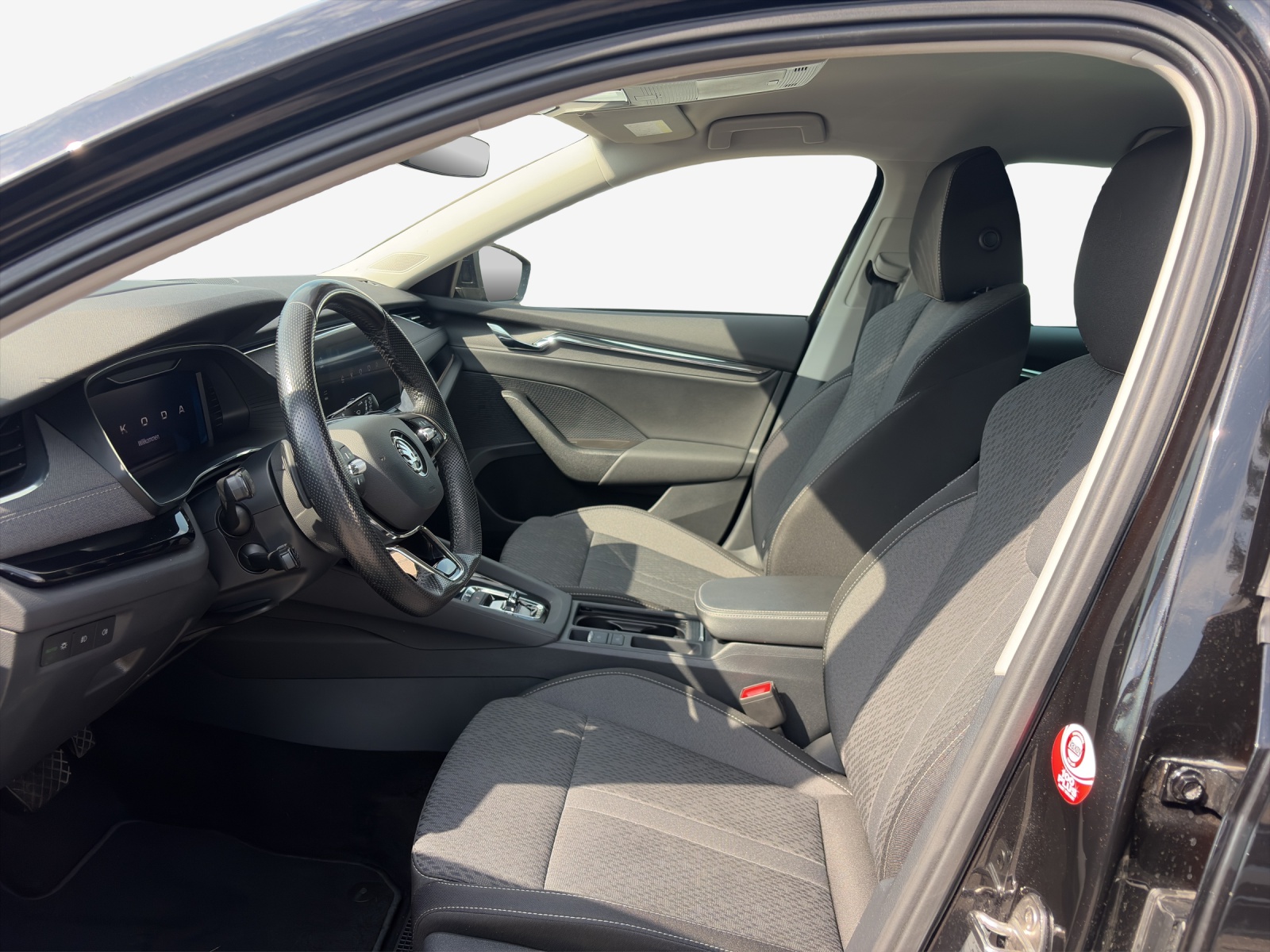 SKODA Octavia Combi 1.5 TSI mHEV DSG Style-image-7