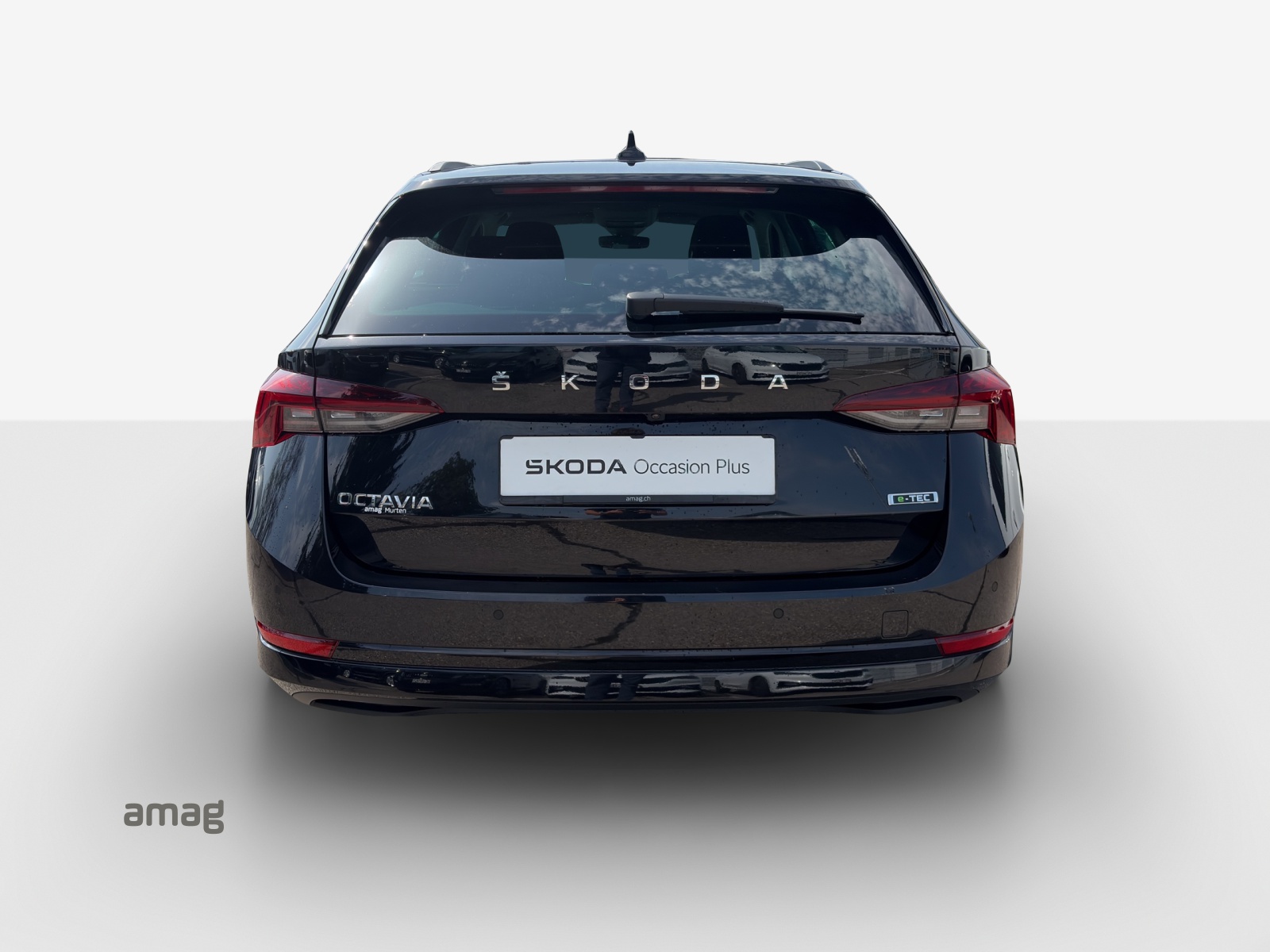SKODA Octavia Combi 1.5 TSI mHEV DSG Style-image-3