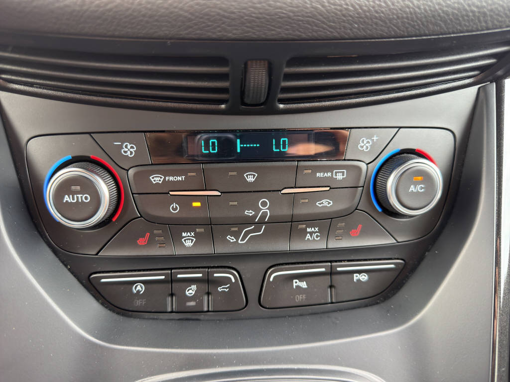 FORD Kuga 2.0 TDCi 180 ST-Line FPS-image-16
