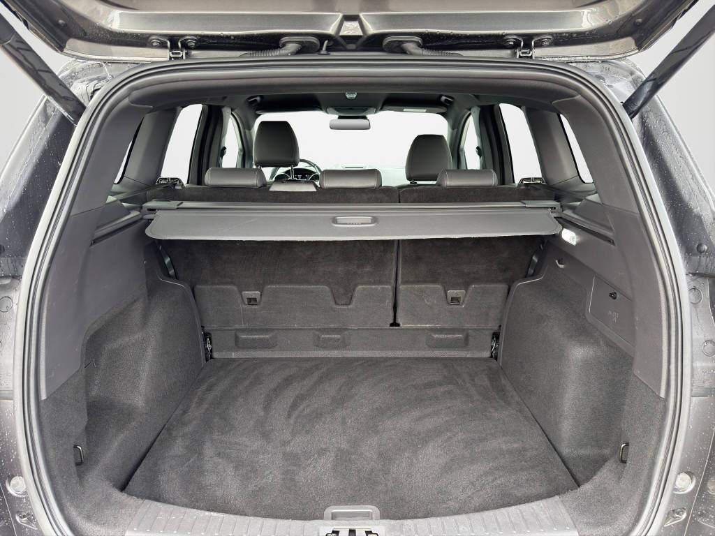 FORD Kuga 2.0 TDCi 180 ST-Line FPS-image-15