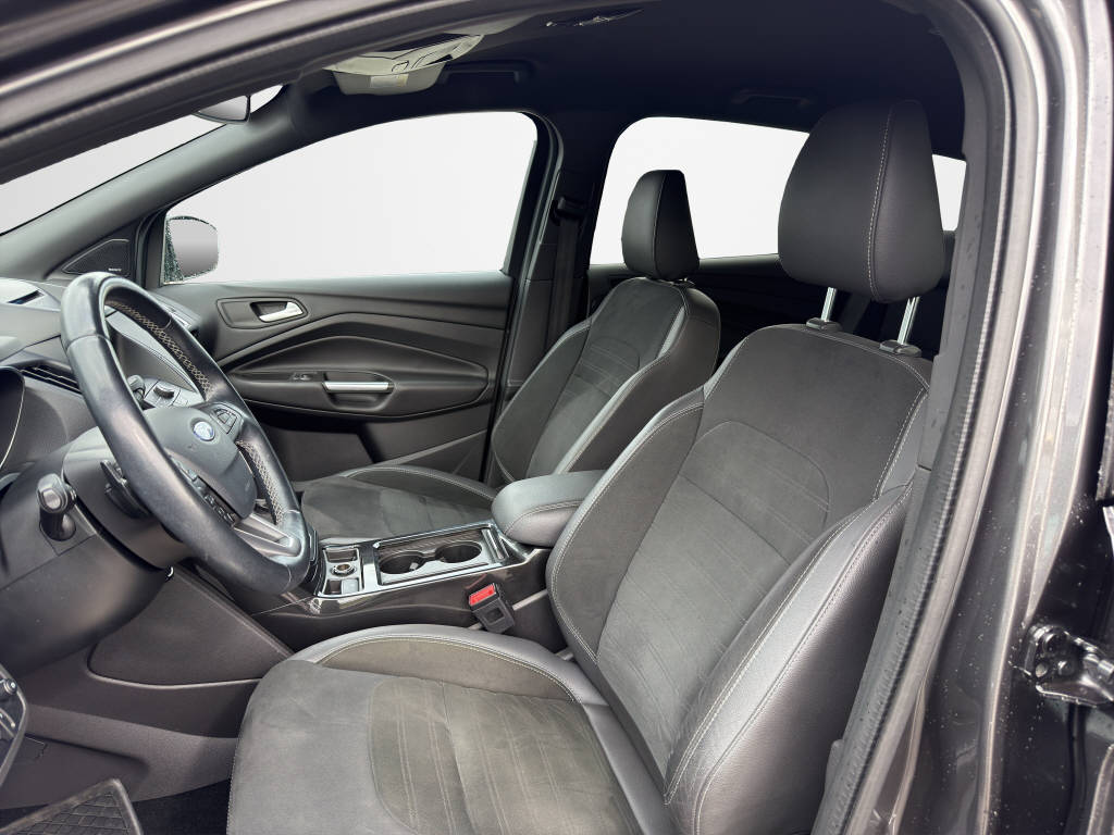 FORD Kuga 2.0 TDCi 180 ST-Line FPS-image-8