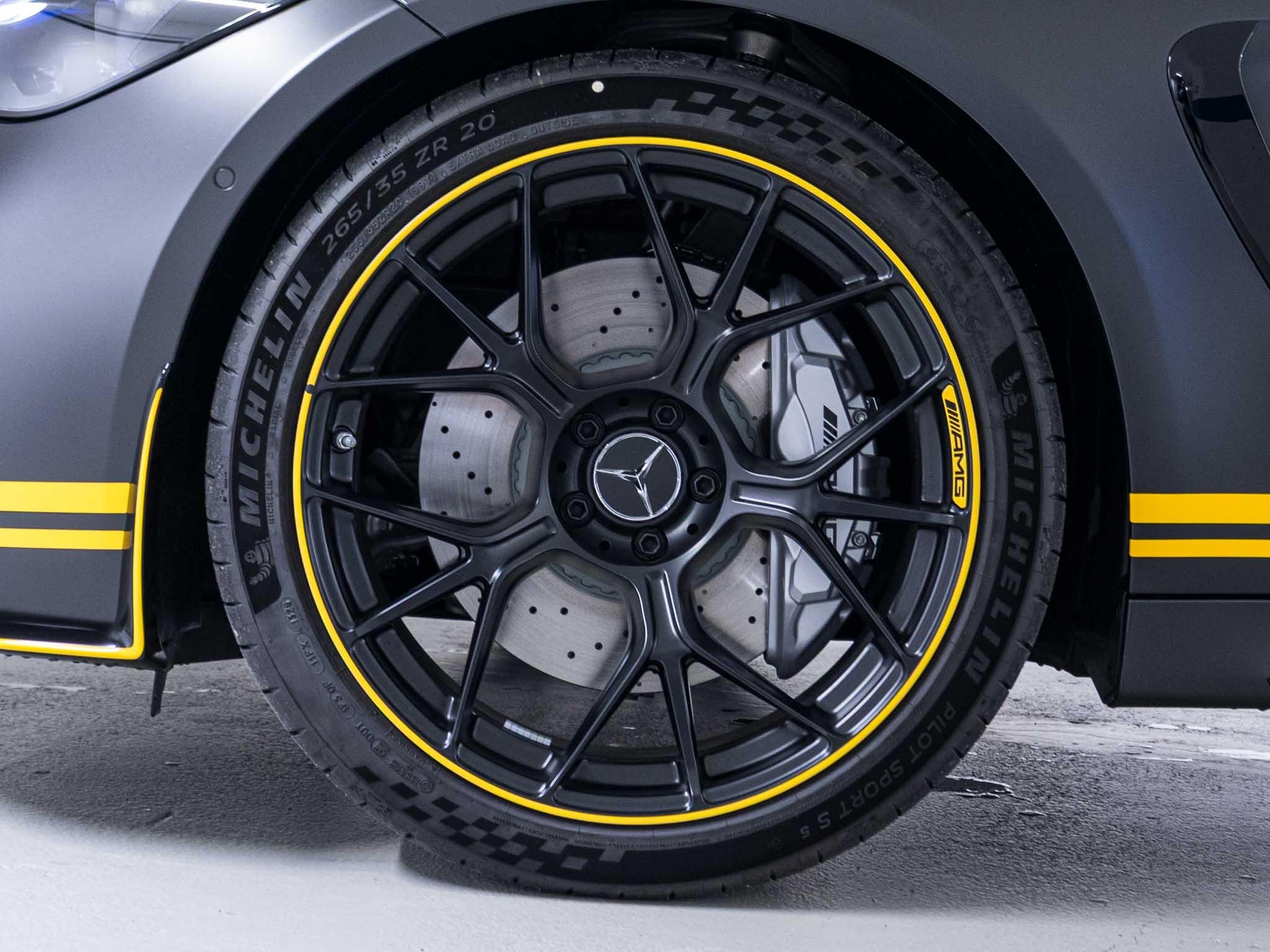 MERCEDES-BENZ CLE 53 AMG 4MATIC+ Coupé-image-14