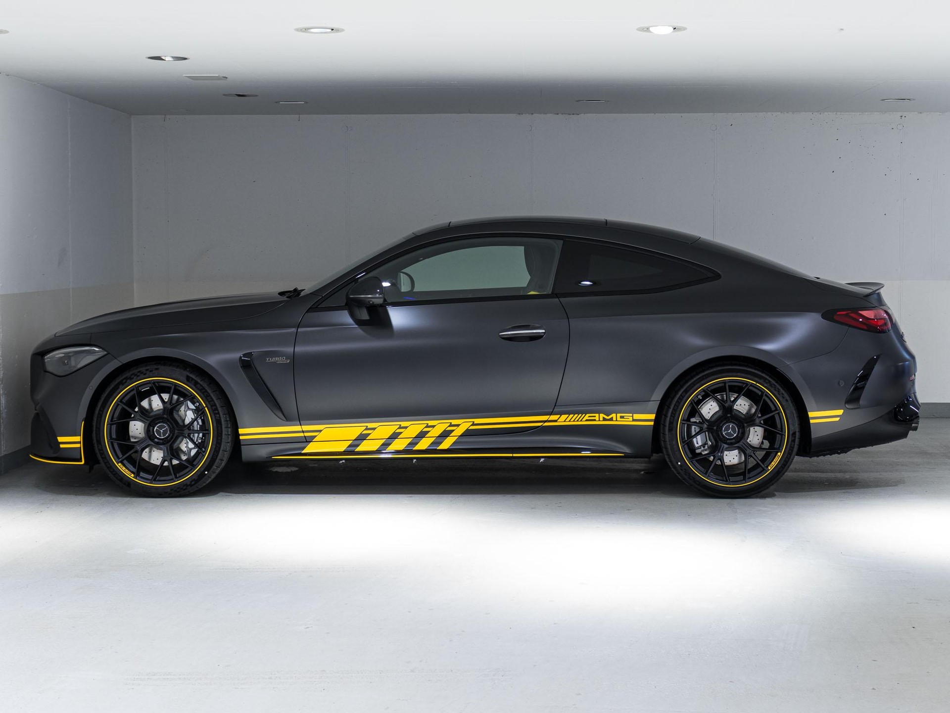 MERCEDES-BENZ CLE 53 AMG 4MATIC+ Coupé-image-4